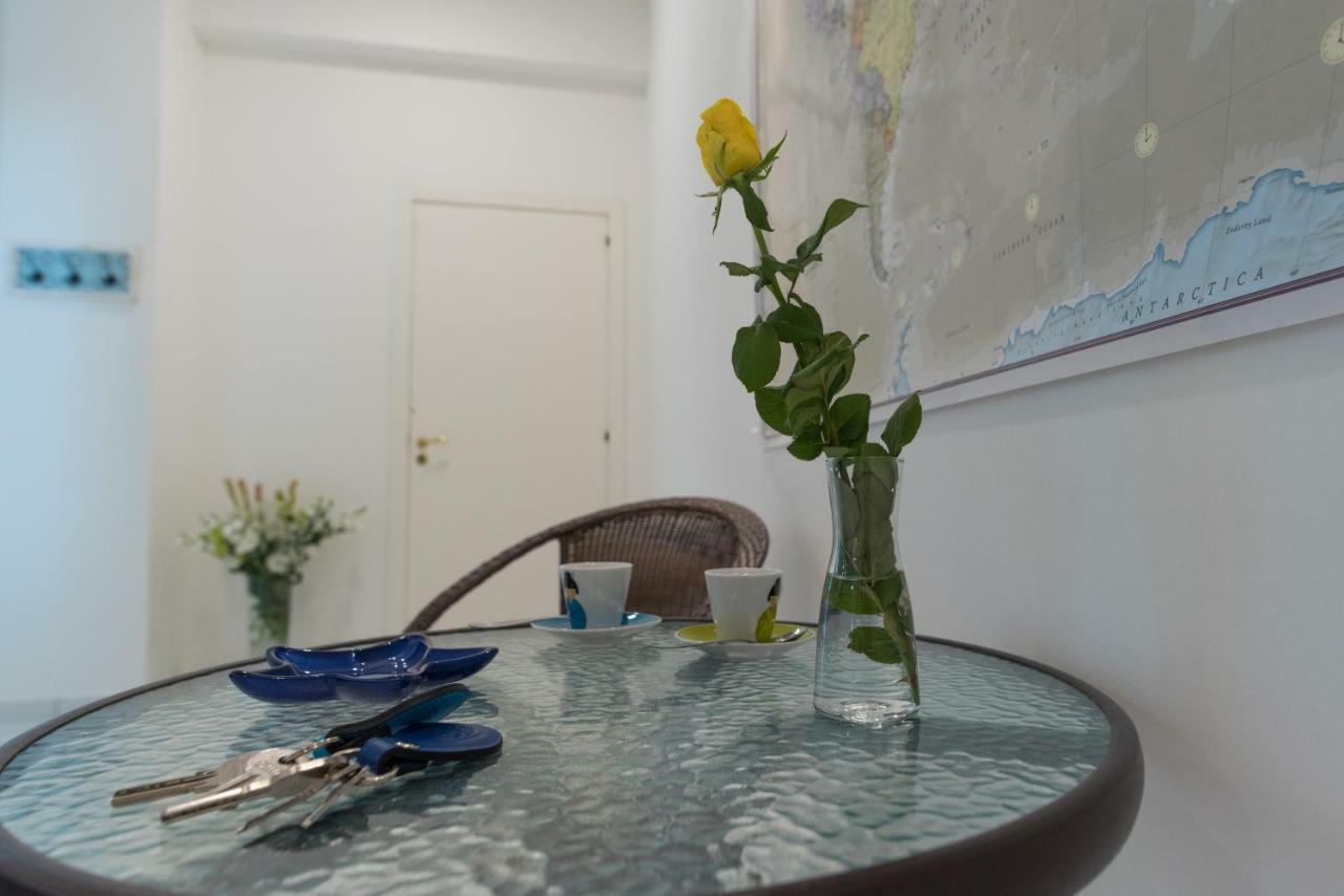Dulce Mare Leilighet Salerno Eksteriør bilde